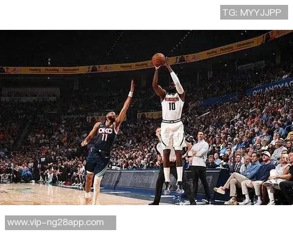 小哈达威下半场发力拿下15分全场贡献17分4篮板2助攻表现亮眼