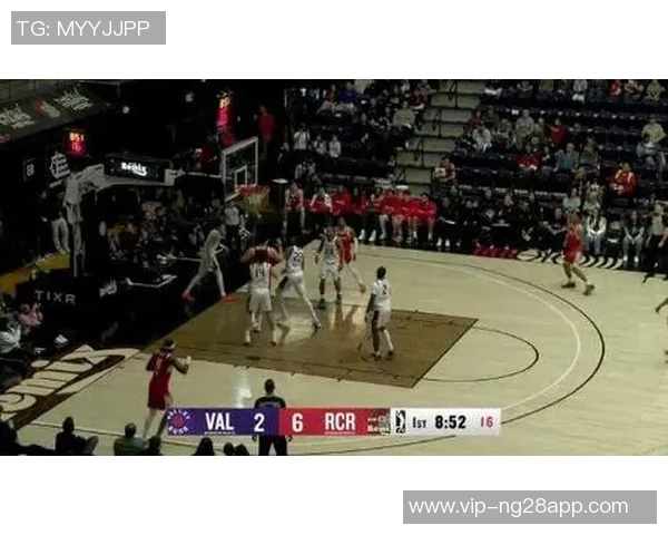 杨瀚森背打遭鲍威尔包夹帽掉乐福关键三分救球队逆转胜利